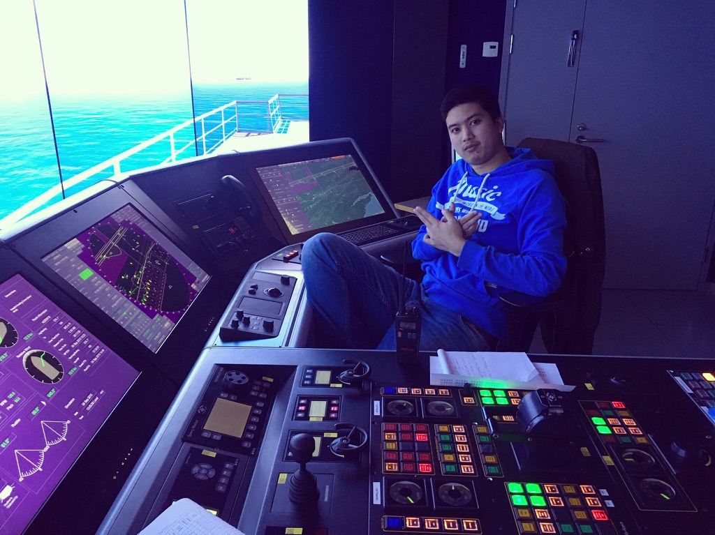 ฝึก Simulator เดินเรือ